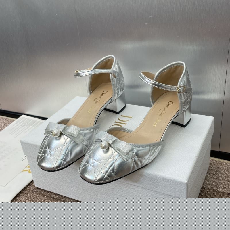 ch**an D*or sandals